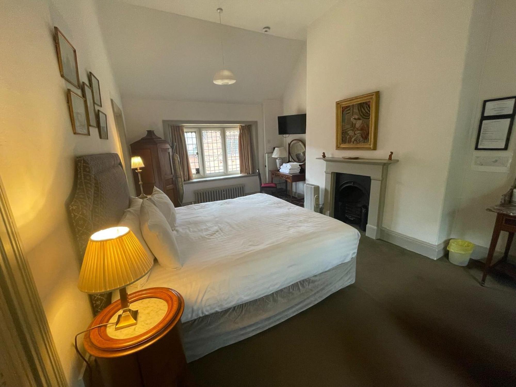 Thornton Manor - Holiday Cottages And Apartments Heswall Rum bild