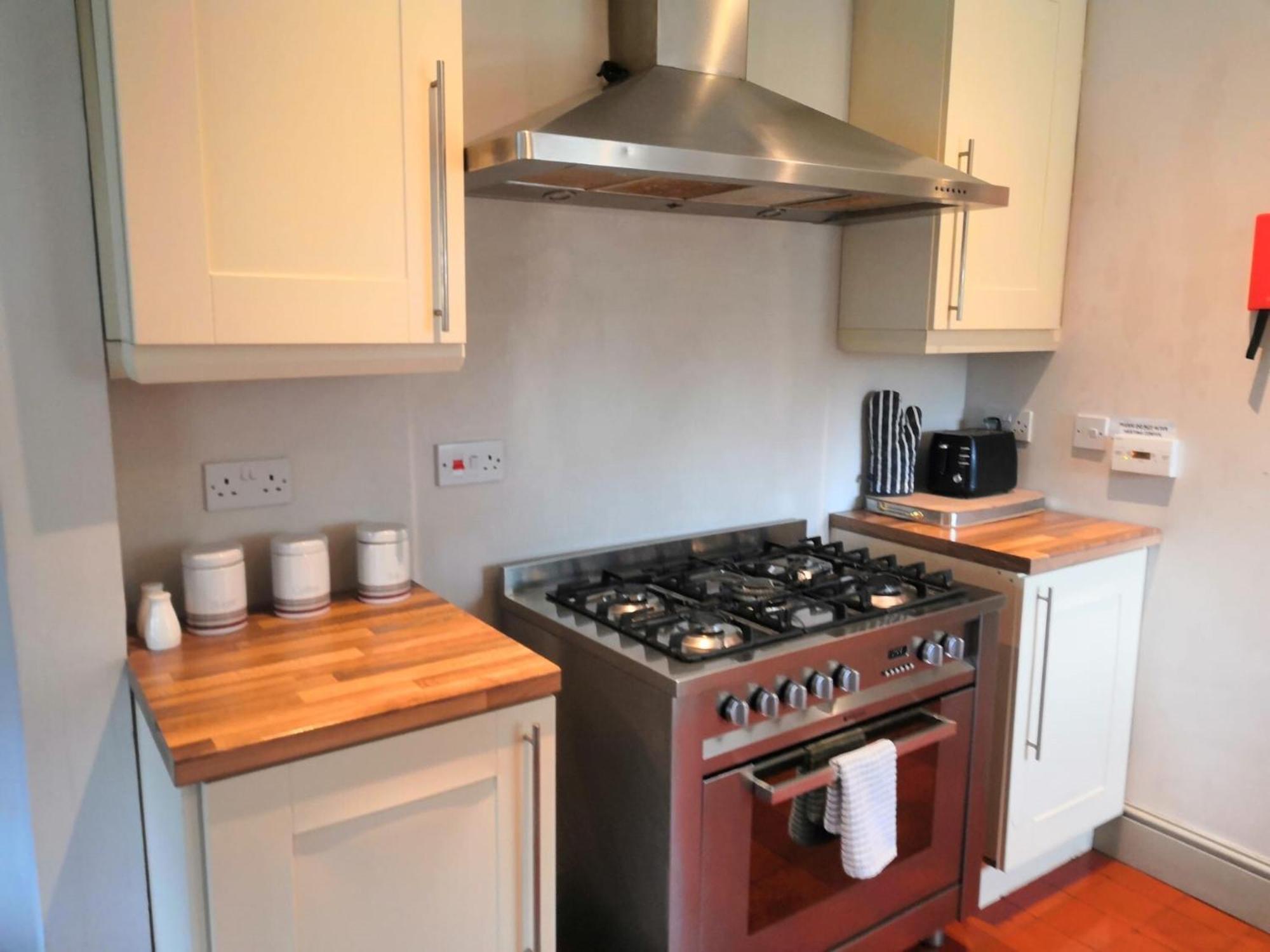 Thornton Manor - Holiday Cottages And Apartments Heswall Rum bild